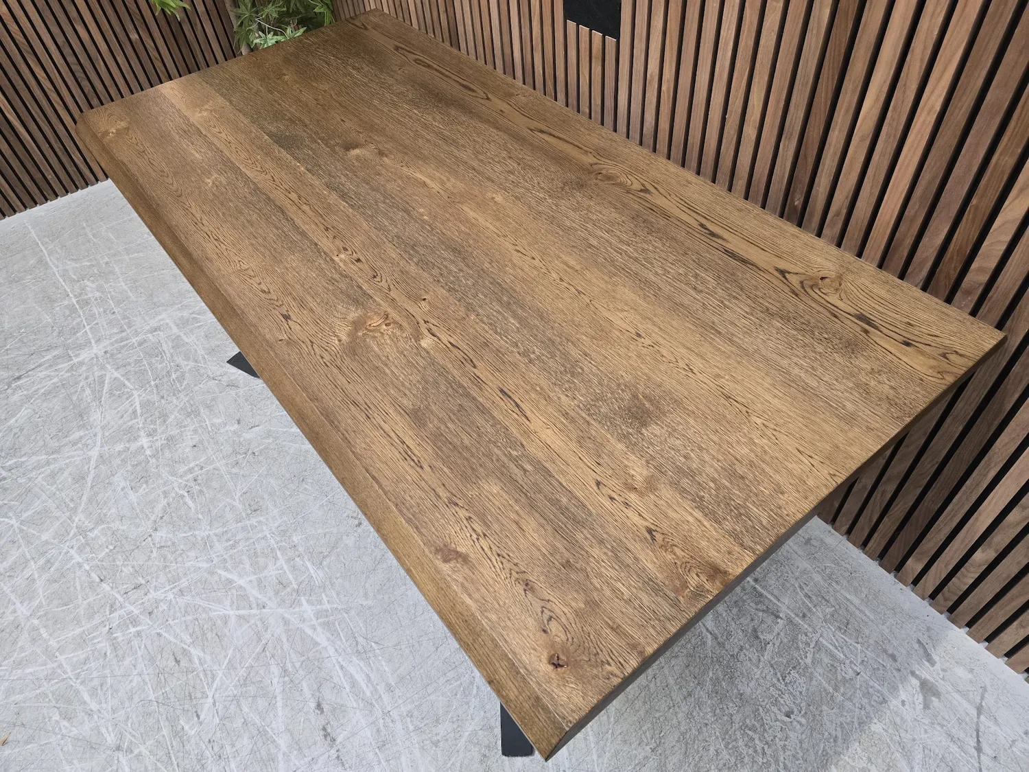 photo of the top on the sapporo table