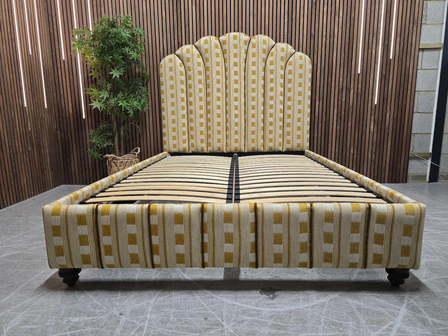 soho manette king size bed frame