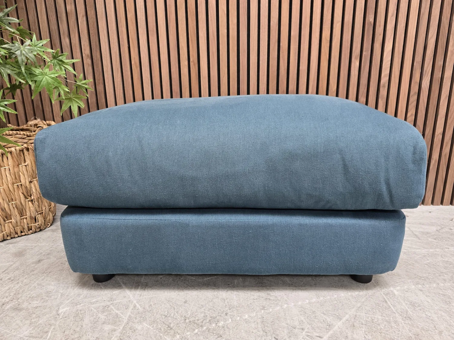 loaf smooch footstool in hosepipe clever linen