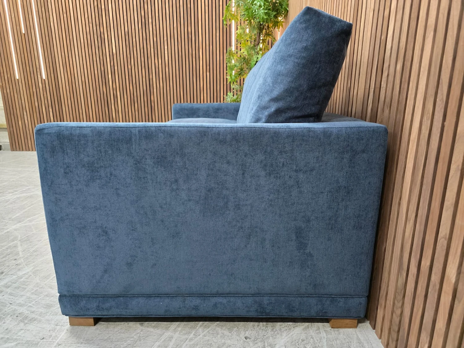 picture of right arm on the aissa sofa bed in blueberry