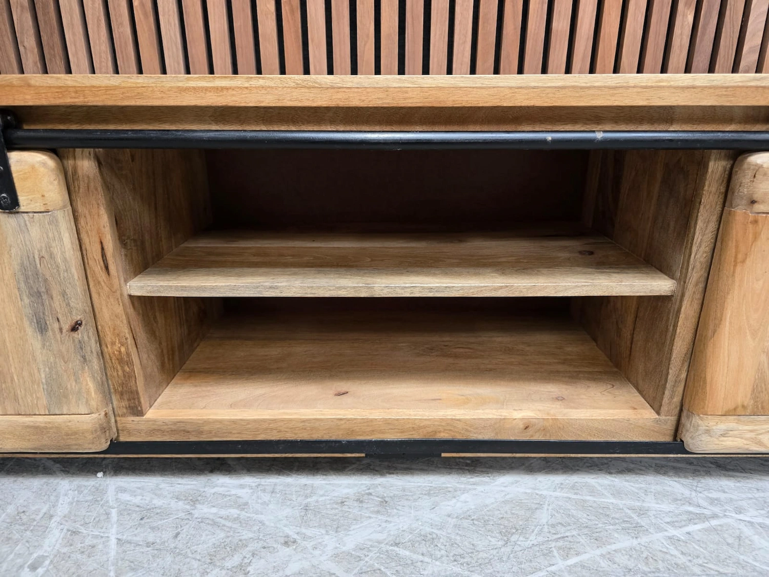 Mango & Iron large tv stand 6 middle storage shelving compartment on the tv stand