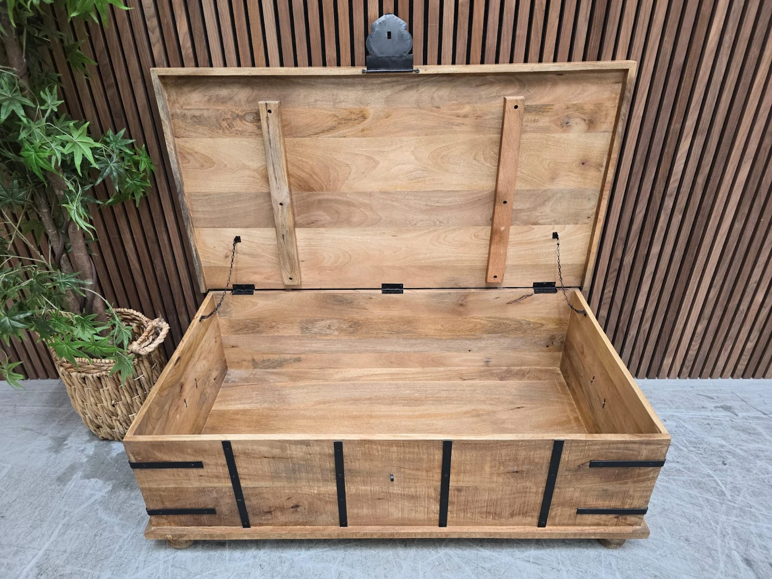 top flipped open to show the storage compartment area