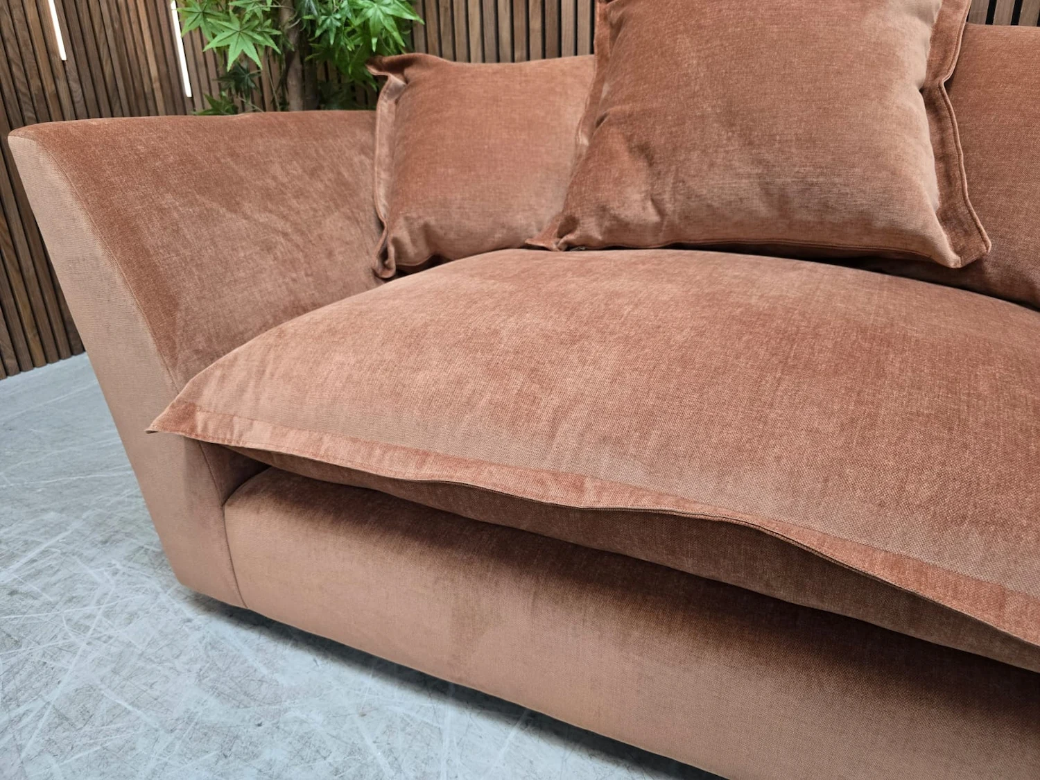 oddysey loveseat in apricot 3