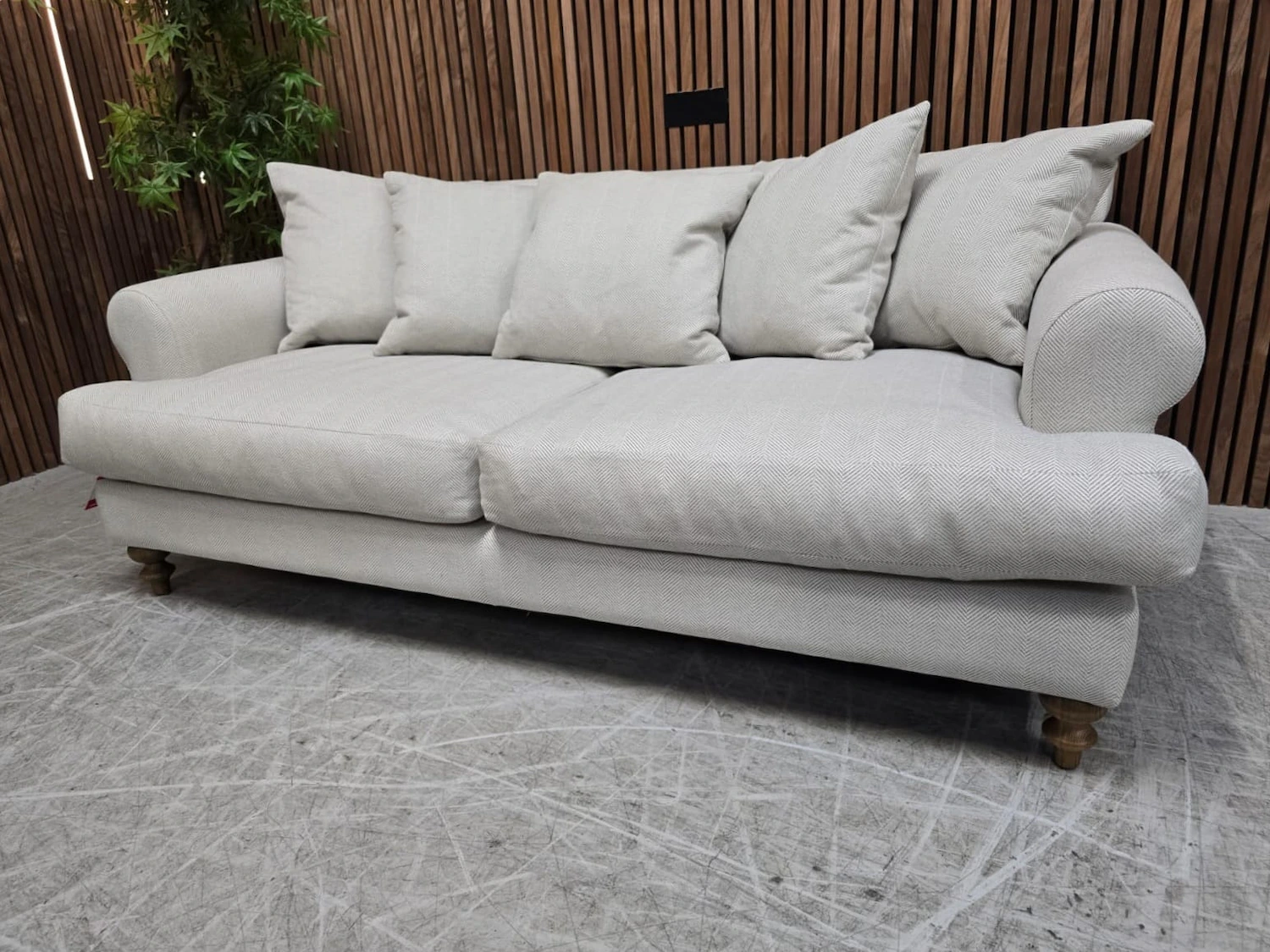 teddy 2.5 seater in pumice herringbone