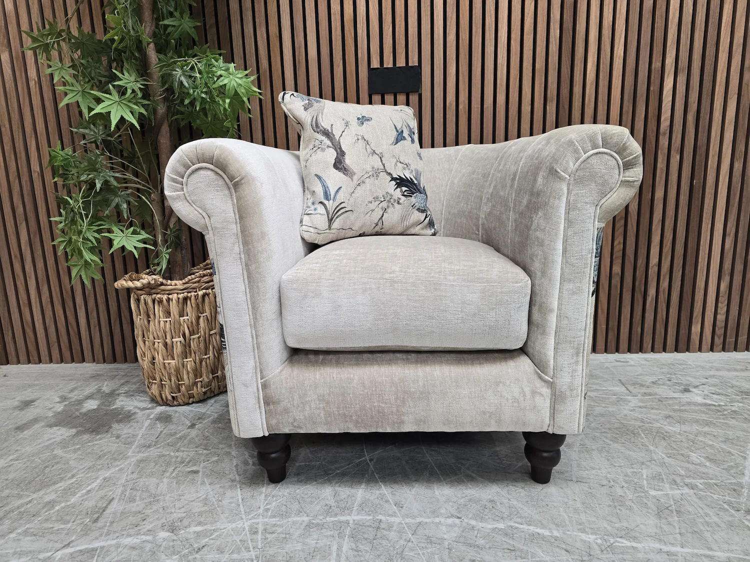Beatrix tun chair 2