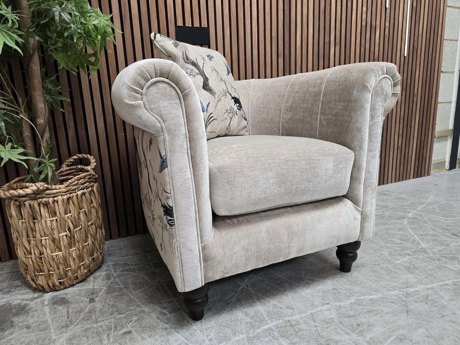 Beatrix tun chair 3