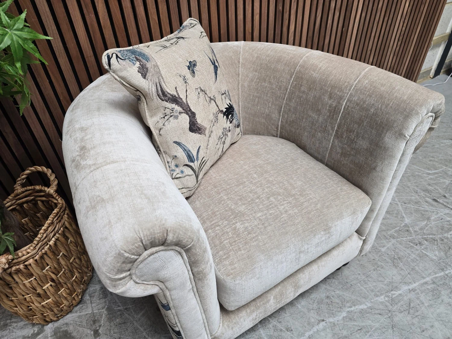 Beatrix tun chair 7