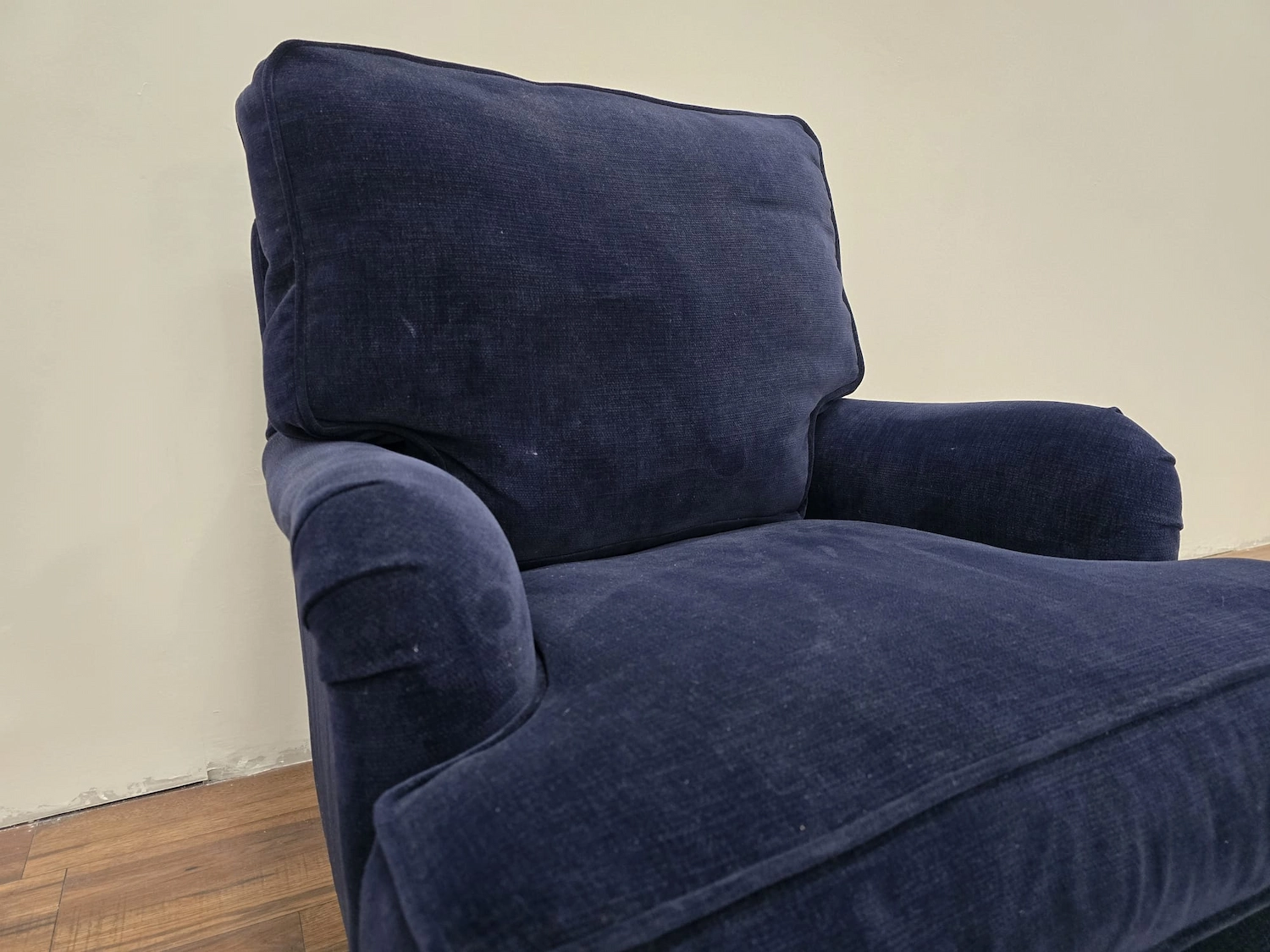 Bluebell small armchair in port royal 5