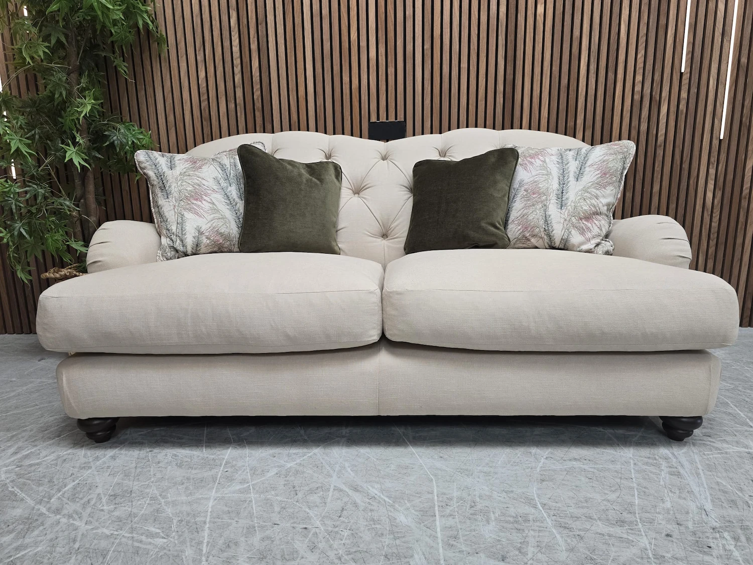 Dumpling Button back 3 seater sofa in natural fabric