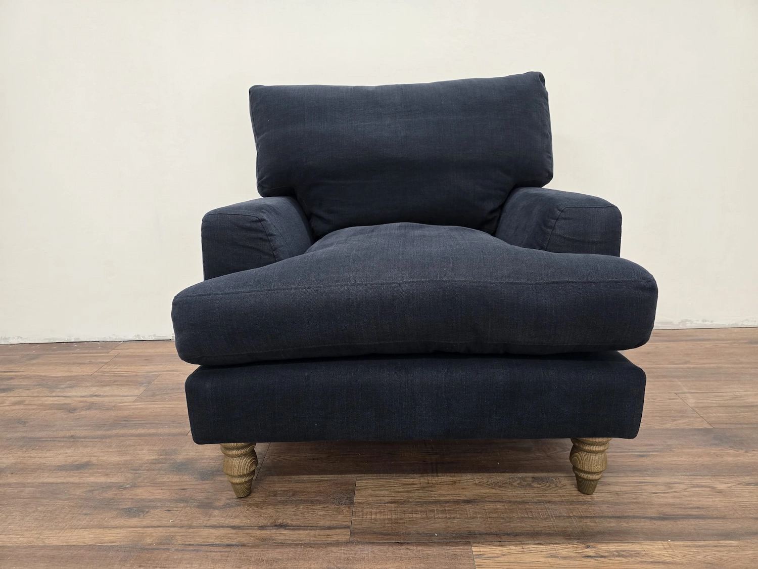 Sofa.com Isla Armchair In Midnight Brushed Linen Cotton